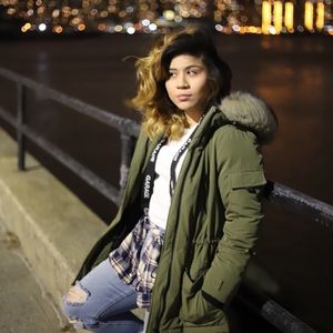 Meet your Posher, Leslie